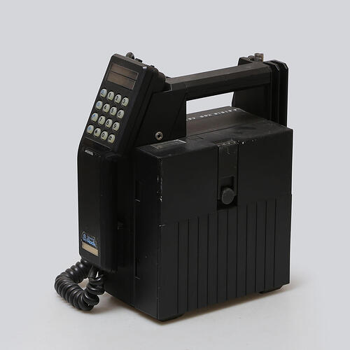 Mobira/Nokia NMT450 phone